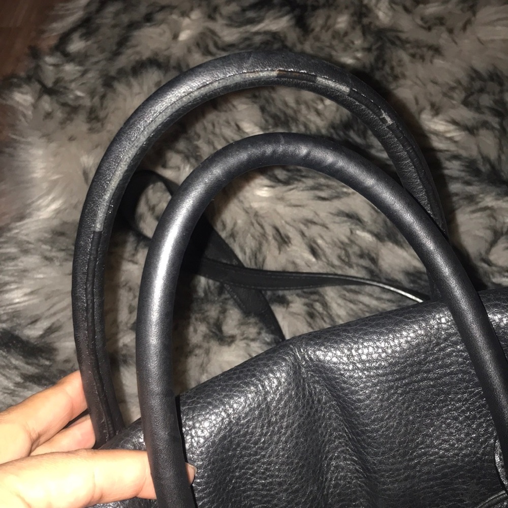 Michael Kors Crossbody purse - Picture 4 of 8